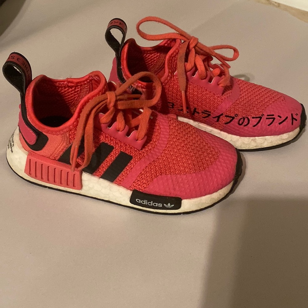 Girls nmd R1 c